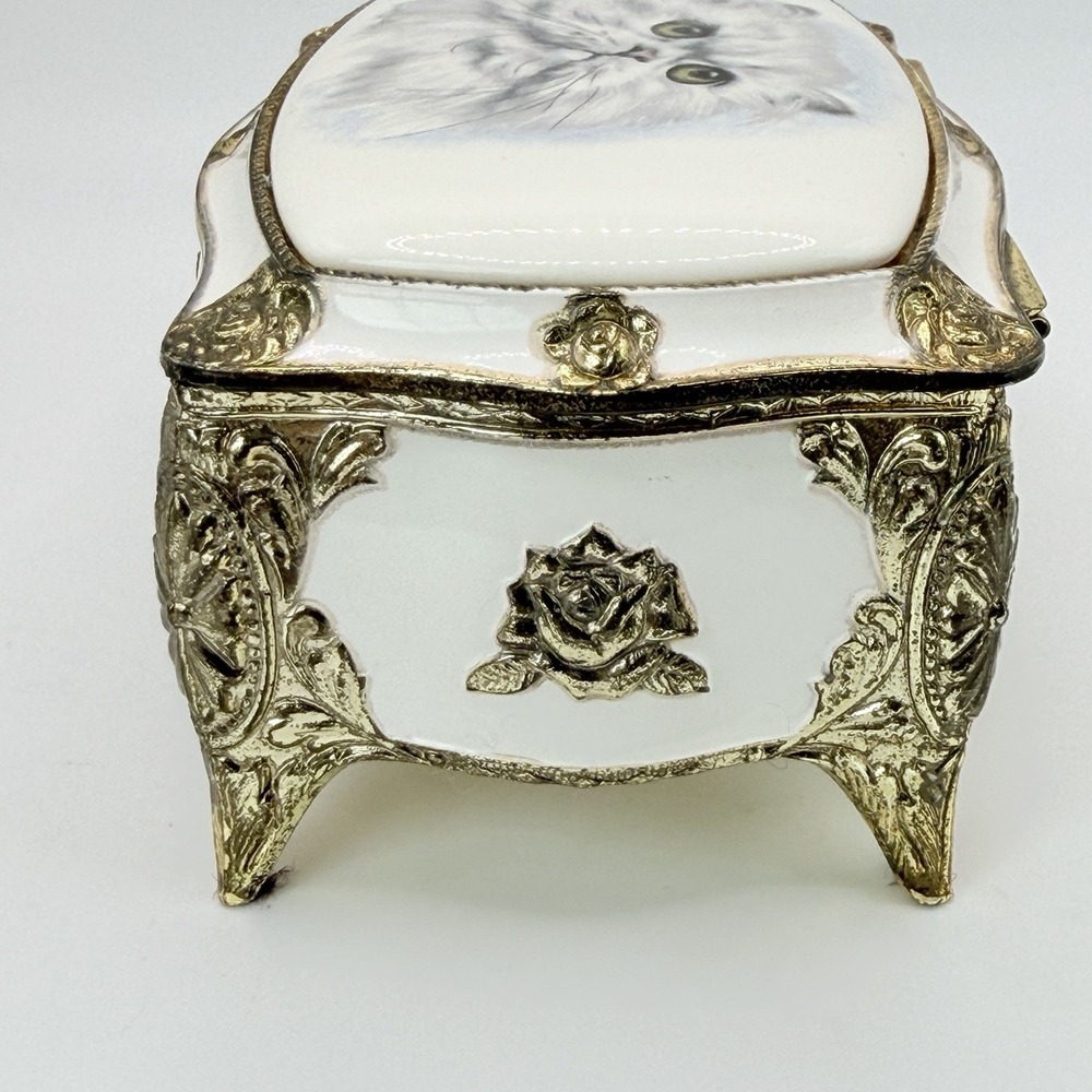 Small White Persian Cat Jewelry Trinket Music Box Bown Gold Trim Memory Lane - Picture 6 of 13